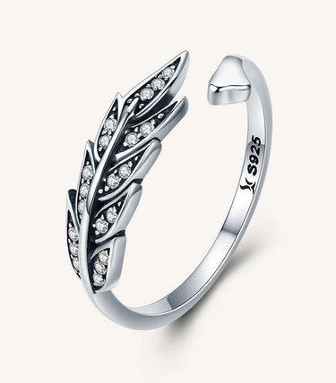 Сребърен пръстен „Нежно докосване“