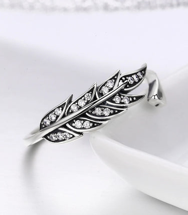 Сребърен пръстен „Нежно докосване“