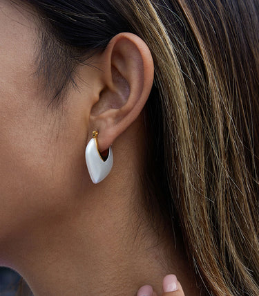 Ромбовидни обеци със смола и френскa закопчалка