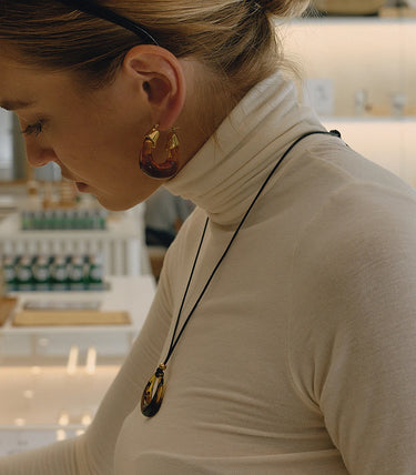 Chunky кафяви висящи обеци със смола