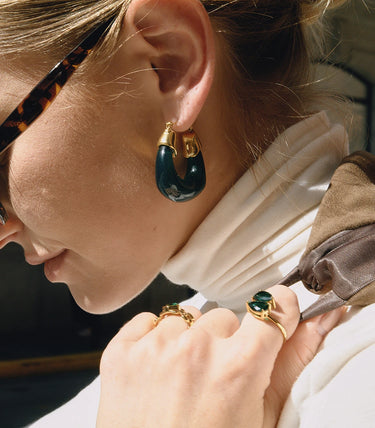 Chunky зелени висящи обеци със смола