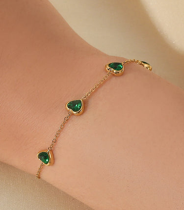 Гривна сърца със зелени циркони