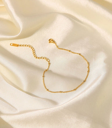 Гривна за глезен с елементи топченца