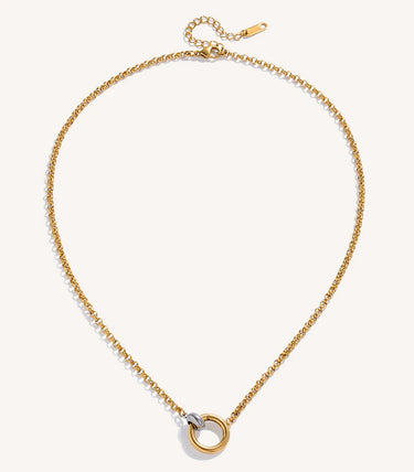 Колие с елемент преплетени рингове