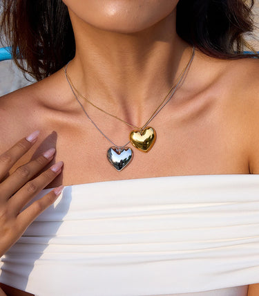 Колие с елемент сърце