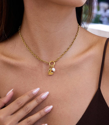 Колие с перла сърце и циркон