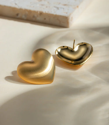 Масивни обеци на винт сърца с матов ефект