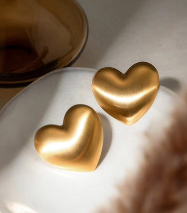 Масивни обеци на винт сърца с матов ефект