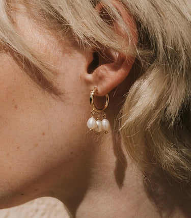 Обеци халки с висящи перли