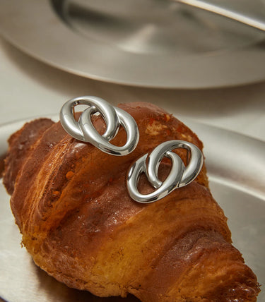 Обеци на винт преплетени рингове