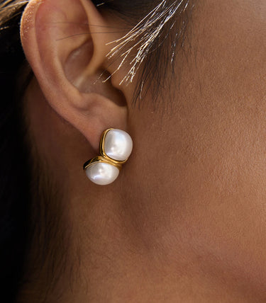 Обеци на винт с перли