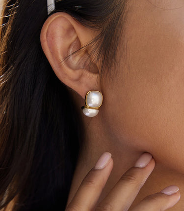 Обеци на винт с перли