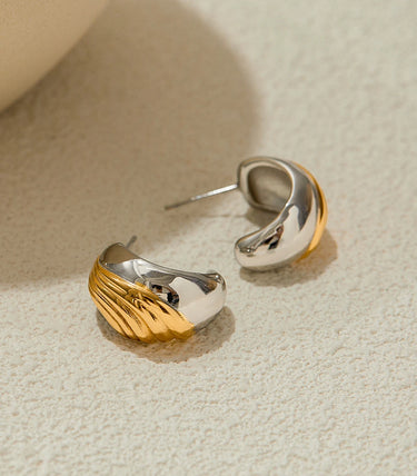 Обеци на винт с релефен орнамент