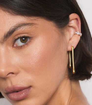 Обеци за хрущял с бели циркони