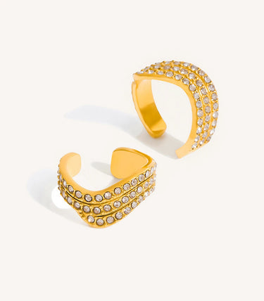 Обеци за хрущял с triple layer бели циркони