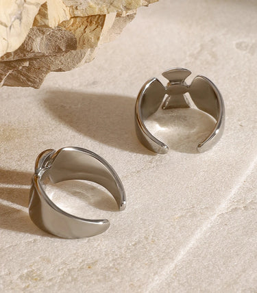 Обеци за хрущял с urban елемент