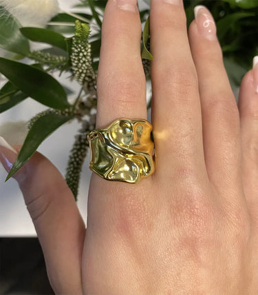 Отворен масивен hammered пръстен