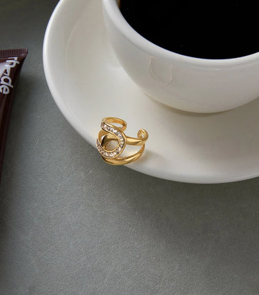 Отворен пръстен с бели циркони