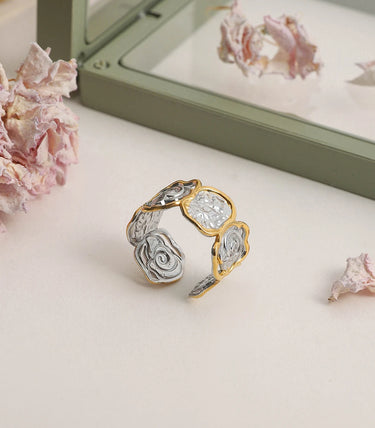 Отворен пръстен с флорален дизайн