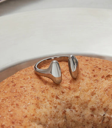 Отворен пръстен с изчистен дизайн