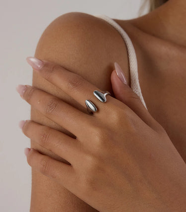 Отворен пръстен с изчистен дизайн