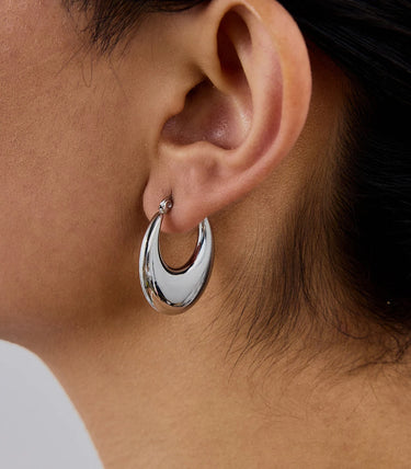 Плоски висящи обеци с френска закопчалка