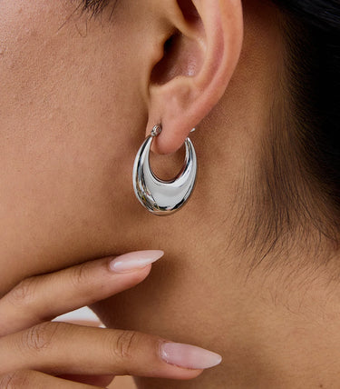 Плоски висящи обеци с френска закопчалка