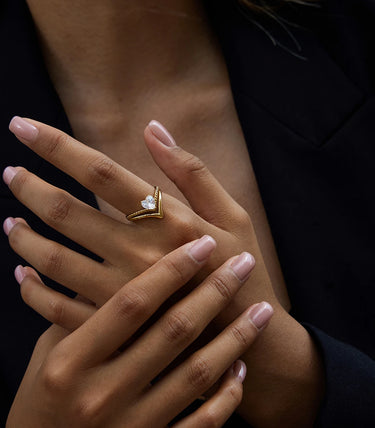 Регулируем пръстен с циркон сърце