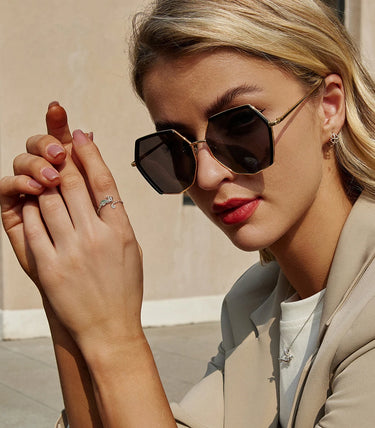 Сребърен пръстен „Грация и красота“