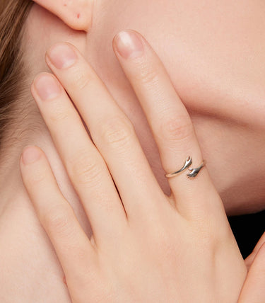 Сребърен пръстен „Прегърни ме“