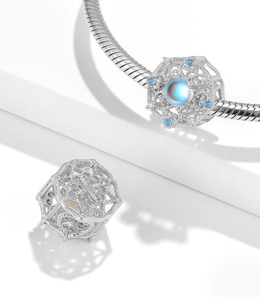 Сребърен талисман „Божествена искра“