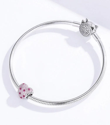 Сребърен талисман „Бонбонена любов“