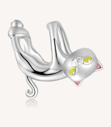 Сребърен талисман „Бяла пакостливка“