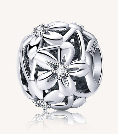 Сребърен талисман „Цветя на чистотата“