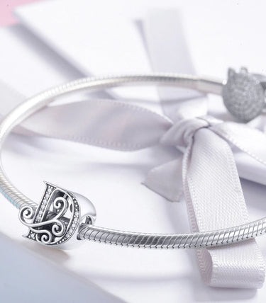 Сребърен талисман „D“