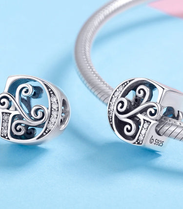 Сребърен талисман „G“