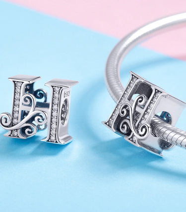 Сребърен талисман „H“