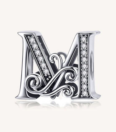 Сребърен талисман „M“