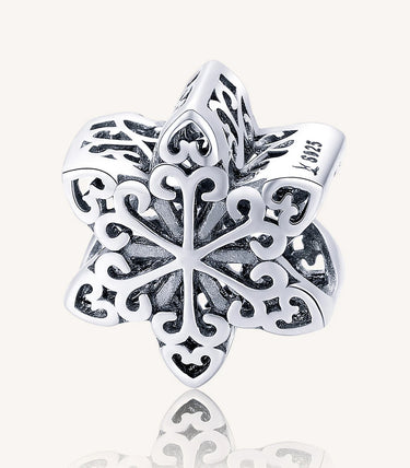 Сребърен талисман „Пухкава снежинка“