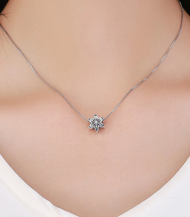 Сребърен талисман „Пухкава снежинка“