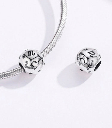 Сребърен талисман „Скорпион“