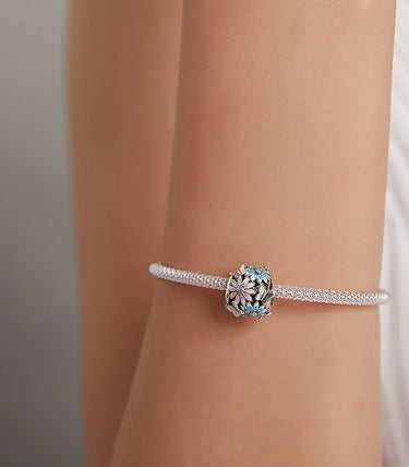 Сребърен талисман „Свежи маргаритки“