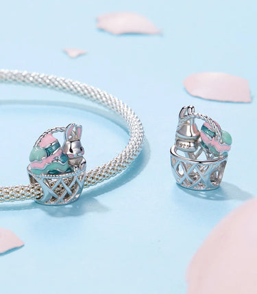 Сребърен талисман „Великденска кошничка“