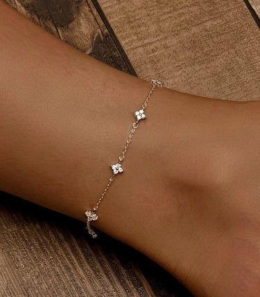 Сребърна гривна за крак „Фина красота“