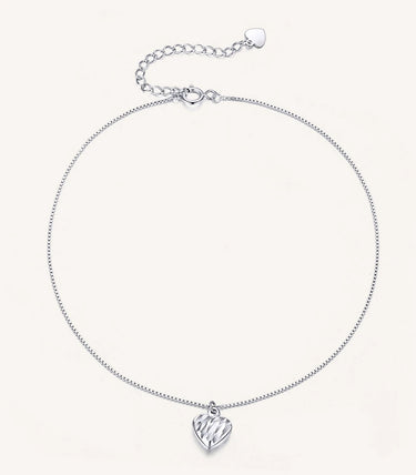 Сребърна гривна за крак „Обичай се“