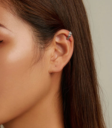 Сребърна обеца „Свежест“