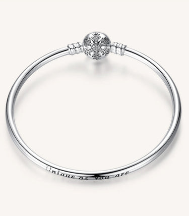 Сребърна твърда гривна за талисмани "Съвършена като теб"