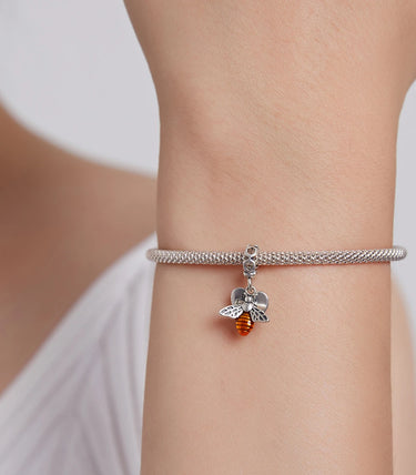 Сребърна висулка „Живей, обичай и се смей!“