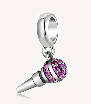 Сребърна висулка „Който пее, зло не мисли“