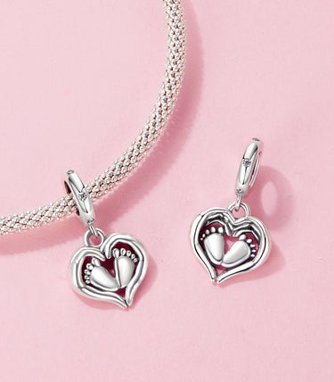 Сребърна висулка „Любов в една шепа”